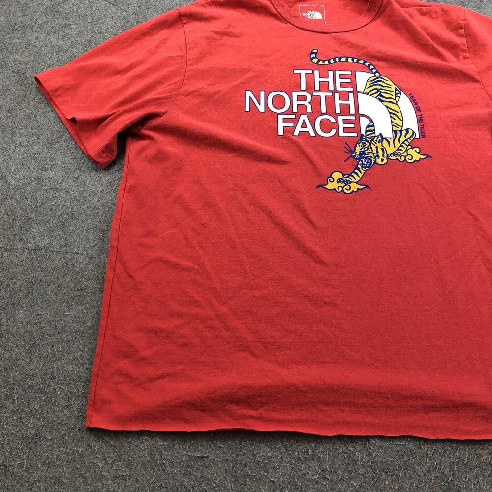 The North Face Shirt Mens XL Red Year Of The Tiger Graphic Tee Tagless Outdoor - Picture 2 of 9